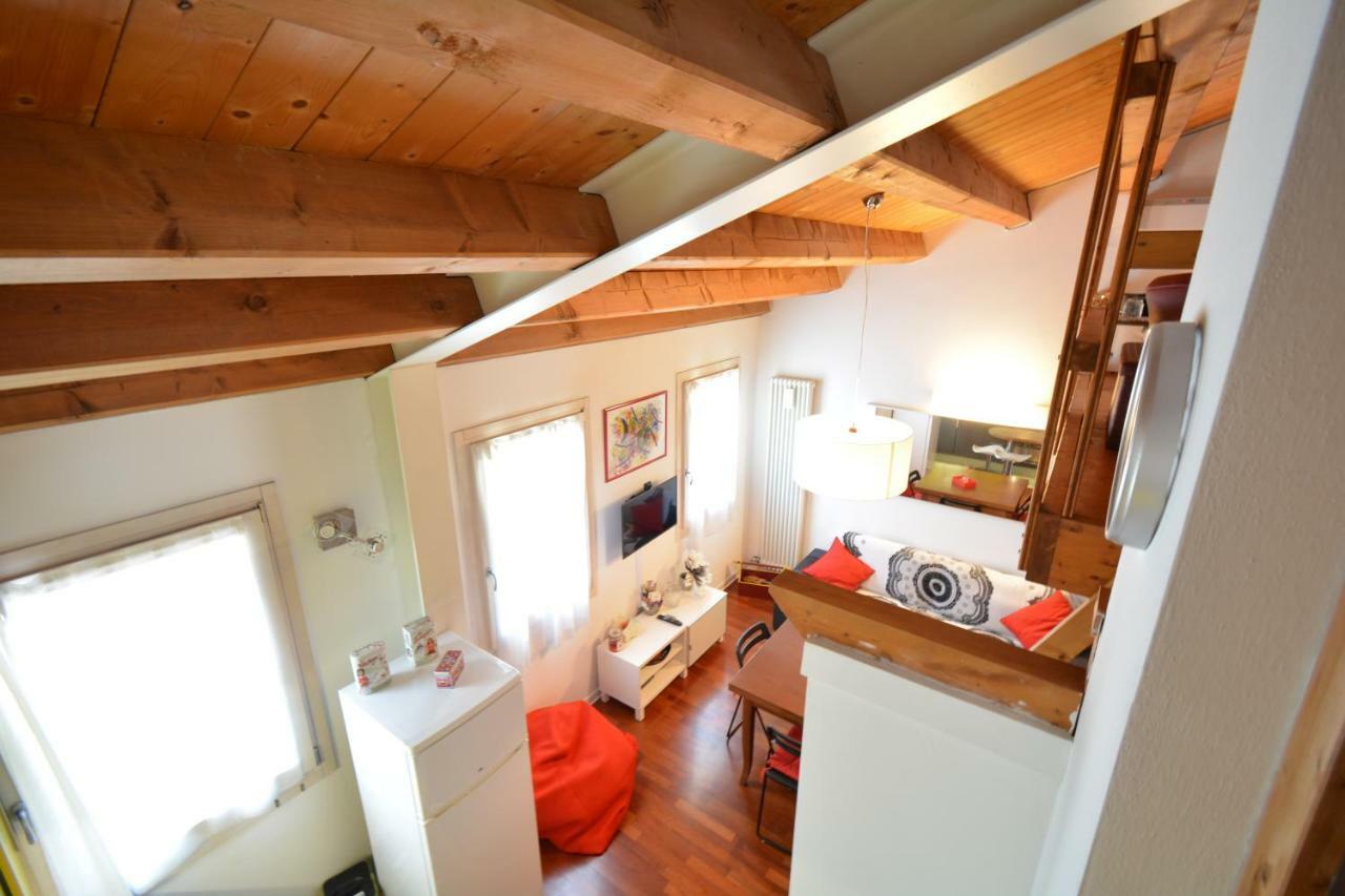 Casa Vacanze Chez La Reine - Holiday Home Βιτσέντζα Εξωτερικό φωτογραφία